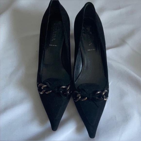 PRADA Suede Chain-Link Accents Pumps. Size 8.5. Price Firm. - Picture 5 of 9